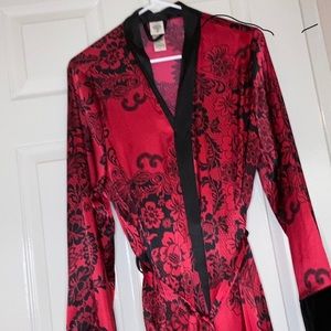 IN BLOOM BY JONQUIL SILK-LIKE FULL LENGTH JAPANESE ROBE